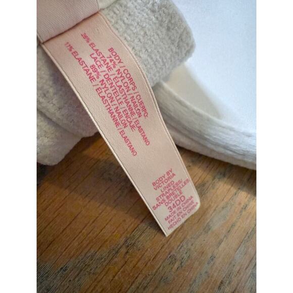 Victoria’s secret body by victoria lined strapless multiway bra white size 34DD - Picture 7 of 9